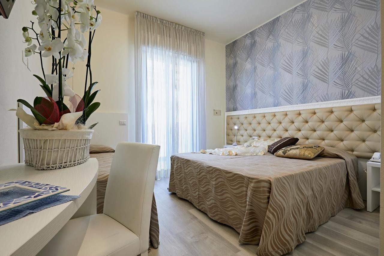 Hotel Athena Cervia Exterior foto